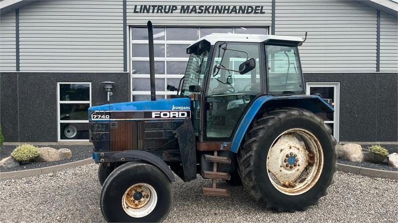 New Holland 7740 SLE Turbo Handy 2wd traktor - Трактор: фото 1 New Holland 7740 SLE Turbo Handy 2wd traktor - Трактор: фото 1