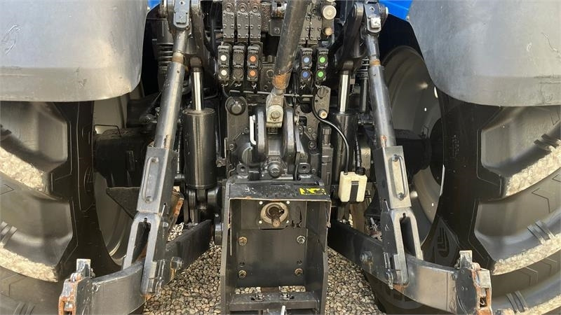 New Holland T7.315 HD med frontlift og front PTO. - Трактор: фото 5 New Holland T7.315 HD med frontlift og front PTO. - Трактор: фото 5