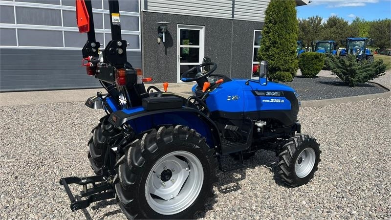 Коммунальный трактор Solis S26 6+2 Gearmaskine med Servostyring og brede trak: фото 17
