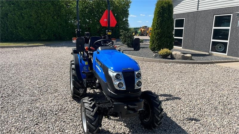 Коммунальный трактор Solis S26 6+2 Gearmaskine med Servostyring og brede trak: фото 22