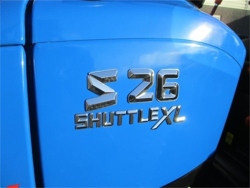 Solis S26 Shuttle XL 9x9 med store brede Turf hjul på ti - Коммунальный трактор: фото 2 Solis S26 Shuttle XL 9x9 med store brede Turf hjul på ti - Коммунальный трактор: фото 2