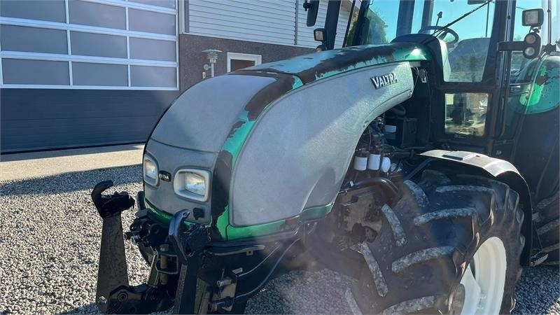 Valtra T130 med 3.5ton frontlift - Трактор: фото 4 Valtra T130 med 3.5ton frontlift - Трактор: фото 4