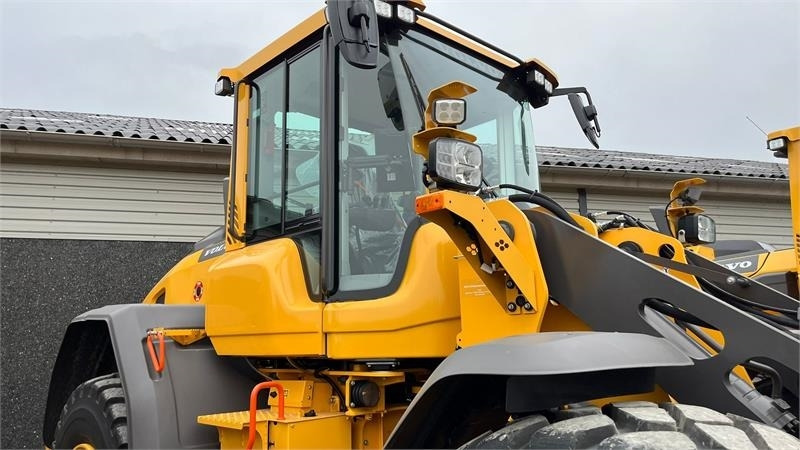 Volvo L 90H H2 fabriksny Dansk maskine med masser af ud - Колёсный погрузчик: фото 2 Volvo L 90H H2 fabriksny Dansk maskine med masser af ud - Колёсный погрузчик: фото 2