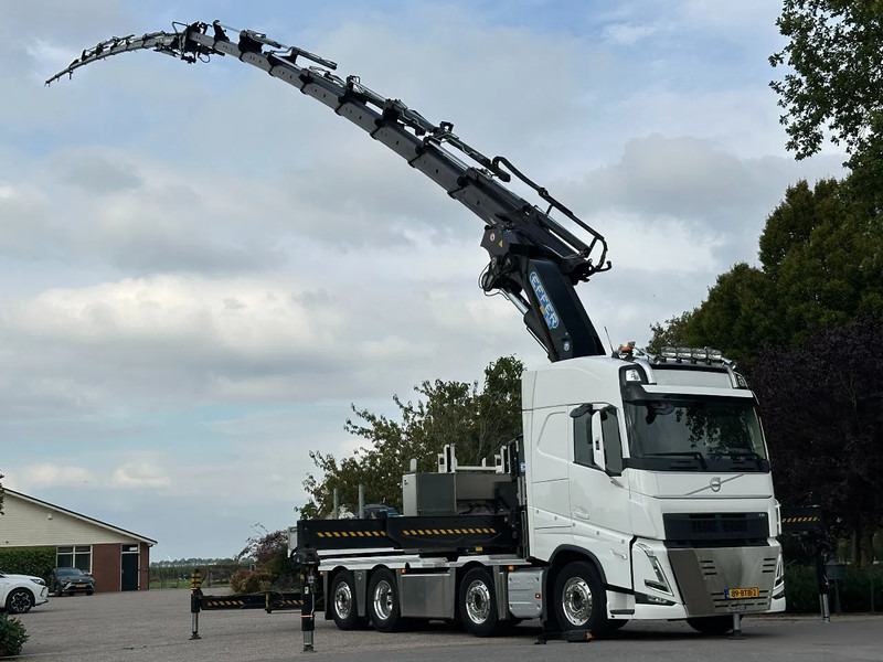 Volvo FH 550 TRUCK/TRACTOR! EFFER 140tm!!!!44dkm!!JIB/LIER/WINCH!!TOP!!ROOF/DACH/MONTAGE!!MANUTENTION!! CRANE!!GRUE!! - Тягач: фото 1 Volvo FH 550 TRUCK/TRACTOR! EFFER 140tm!!!!44dkm!!JIB/LIER/WINCH!!TOP!!ROOF/DACH/MONTAGE!!MANUTENTION!! CRANE!!GRUE!! - Тягач: фото 1