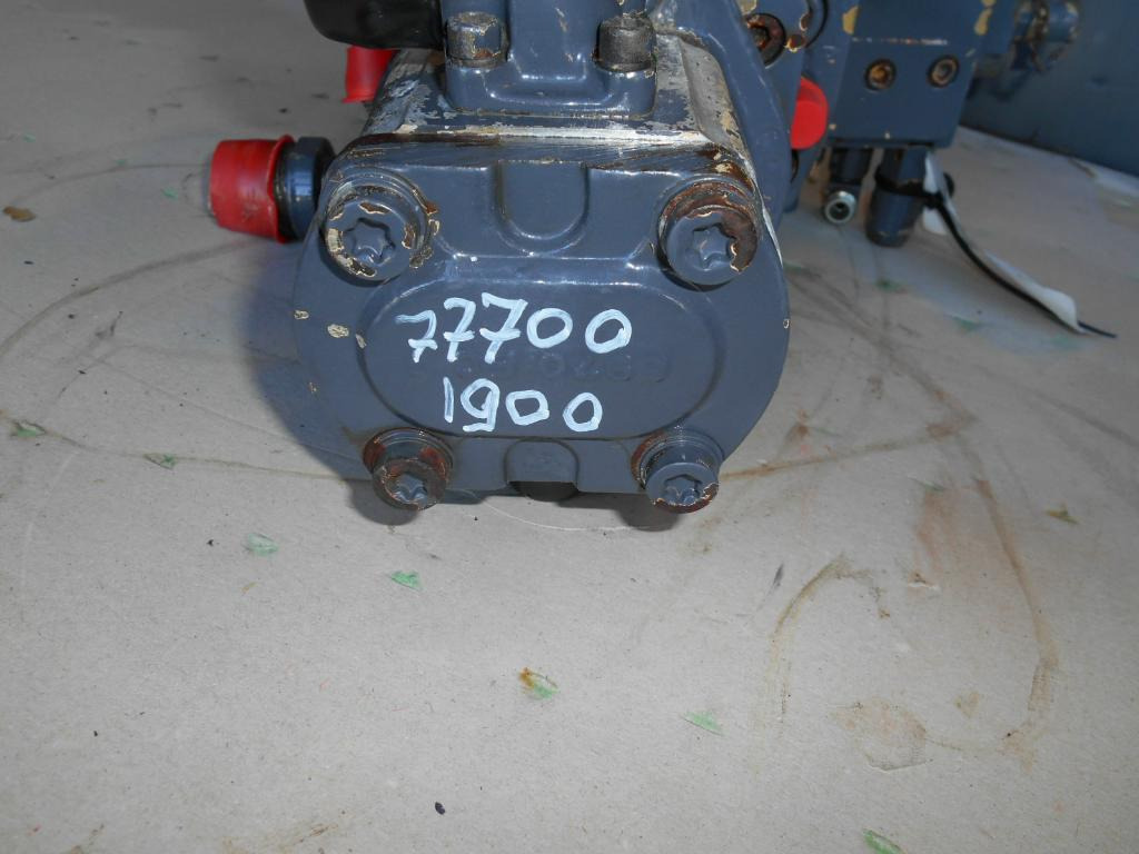 Bosch 0510525324 - - Насос гидроусилителя для Строительной техники: фото 1 Bosch 0510525324 - - Насос гидроусилителя для Строительной техники: фото 1