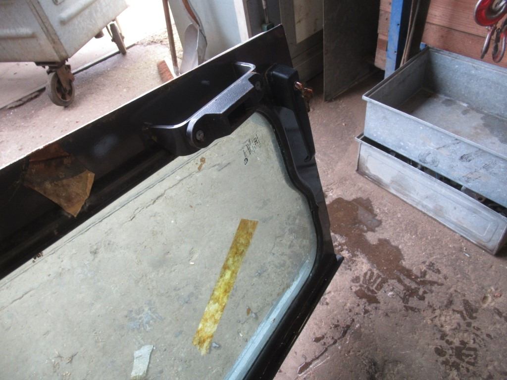 Case 75313426 - Дверь и запчасти для Строительной техники: фото 4 Case 75313426 - Дверь и запчасти для Строительной техники: фото 4