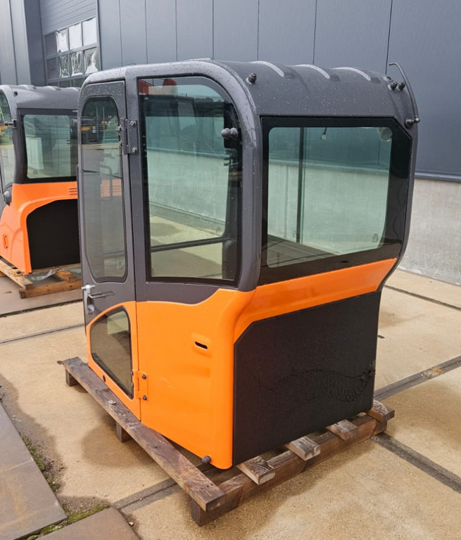 Doosan 220101-00070 - 220101-00074 - Кабина для Строительной техники: фото 3 Doosan 220101-00070 - 220101-00074 - Кабина для Строительной техники: фото 3