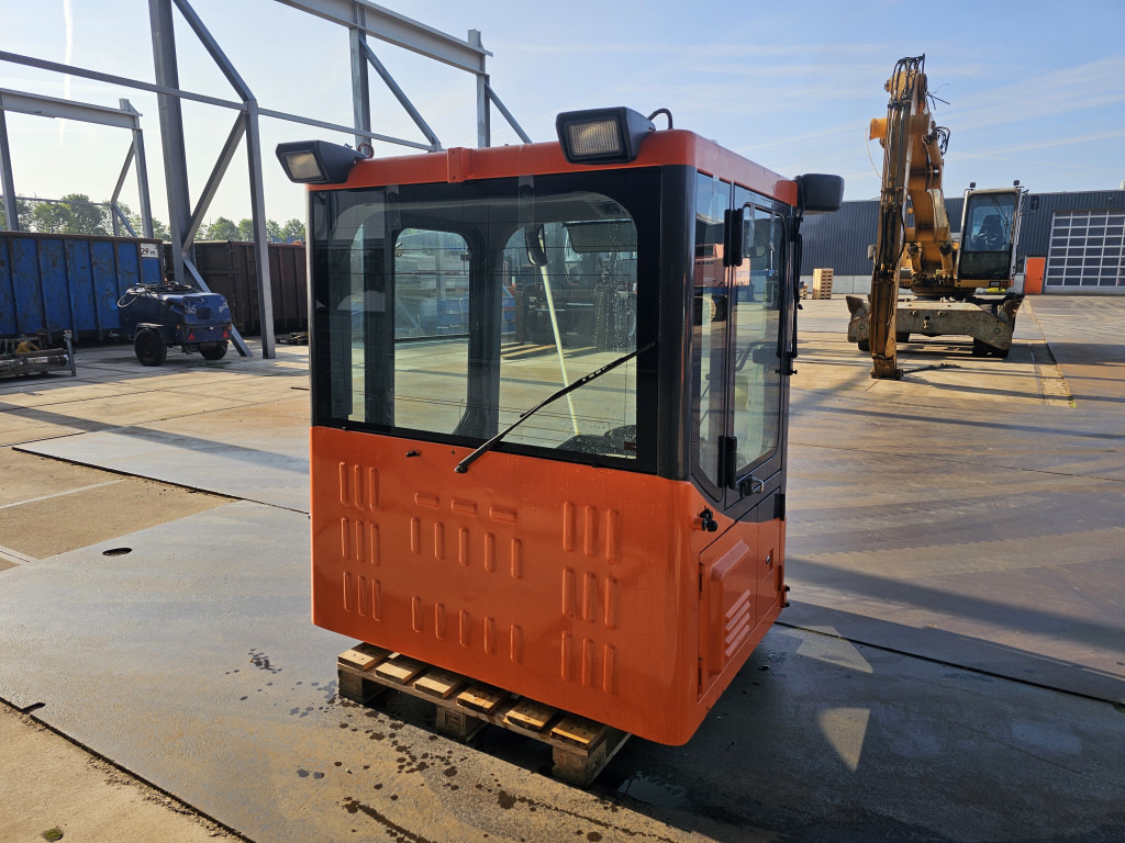 Doosan 220101-00071B - 220101-00071A - Кабина для Строительной техники: фото 5 Doosan 220101-00071B - 220101-00071A - Кабина для Строительной техники: фото 5