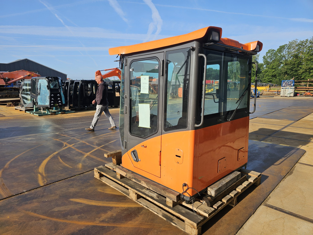 Doosan 220101-00229T - Кабина для Строительной техники: фото 5 Doosan 220101-00229T - Кабина для Строительной техники: фото 5