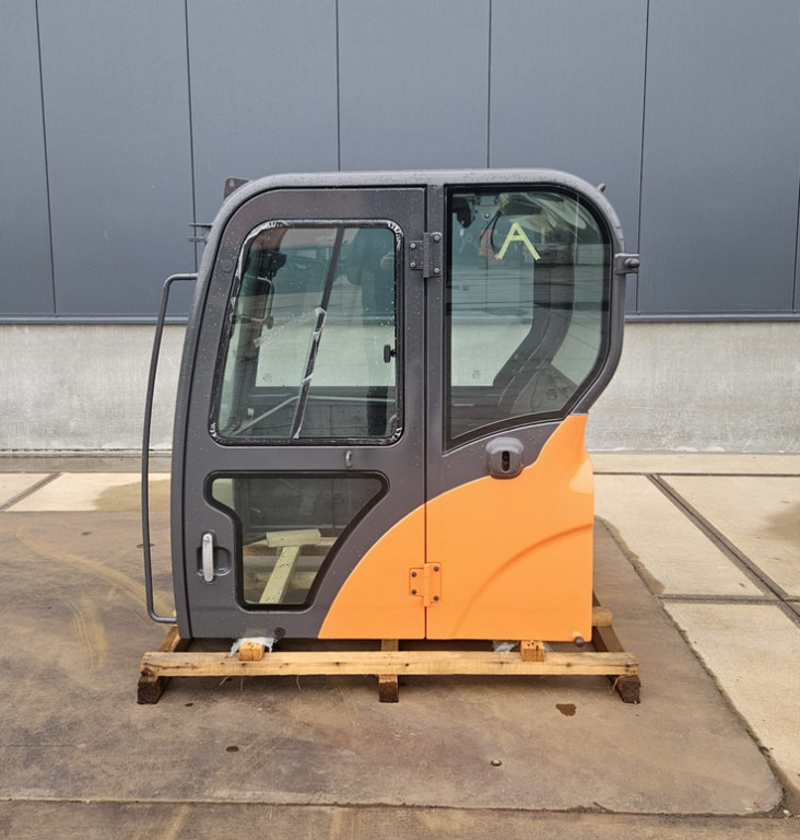 Doosan 220101-00889K - Кабина для Строительной техники: фото 1 Doosan 220101-00889K - Кабина для Строительной техники: фото 1
