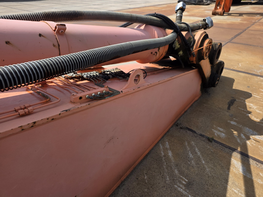 Hitachi EX750-5 - 9135250 - Стрела для Строительной техники: фото 2 Hitachi EX750-5 - 9135250 - Стрела для Строительной техники: фото 2