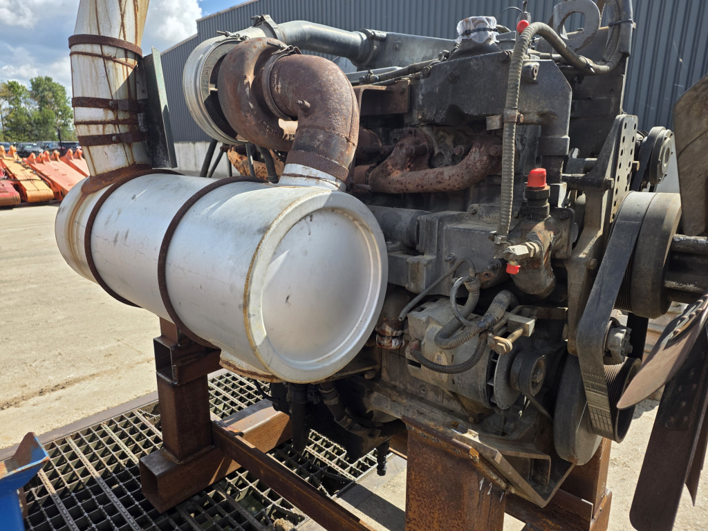 Hitachi N14C - Двигатель для Строительной техники: фото 3 Hitachi N14C - Двигатель для Строительной техники: фото 3