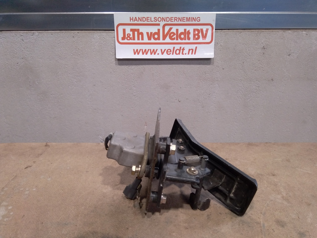 Hitachi ZX140W-3 - - Педаль для Строительной техники: фото 4 Hitachi ZX140W-3 - - Педаль для Строительной техники: фото 4