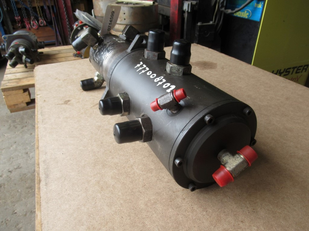 JCB 0714599 - - Гидравлика для Строительной техники: фото 3 JCB 0714599 - - Гидравлика для Строительной техники: фото 3