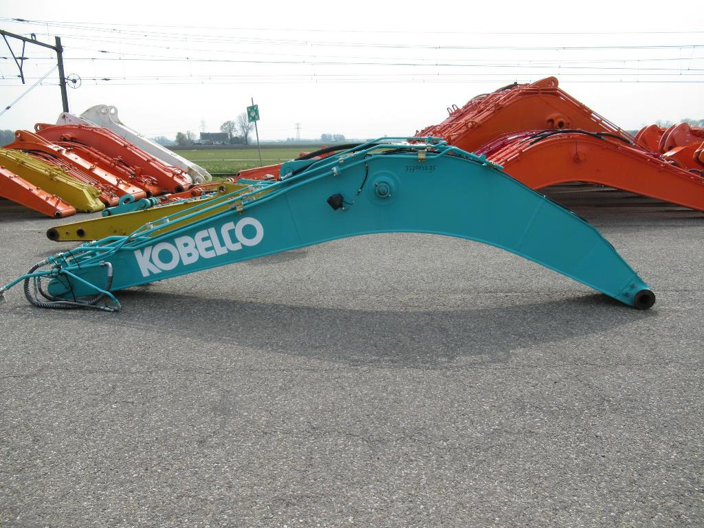 Kobelco SK230SR-5 - YB02B00067F1 - Стрела для Строительной техники: фото 1 Kobelco SK230SR-5 - YB02B00067F1 - Стрела для Строительной техники: фото 1