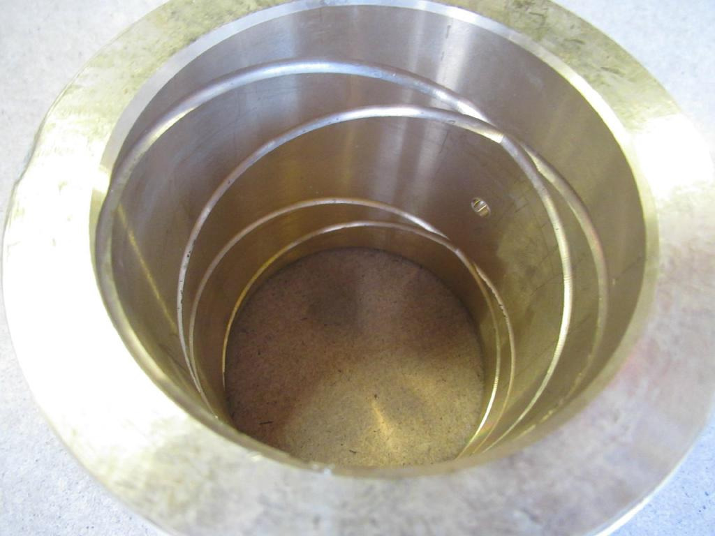 New Holland 1599587 - Поршень/ Кольцо/ Втулка для Строительной техники: фото 2 New Holland 1599587 - Поршень/ Кольцо/ Втулка для Строительной техники: фото 2