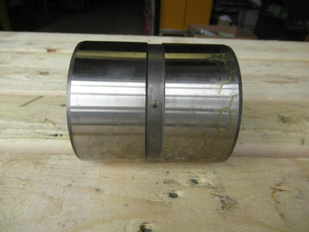 New Holland 71400119 - 6905395 - Поршень/ Кольцо/ Втулка для Строительной техники: фото 3 New Holland 71400119 - 6905395 - Поршень/ Кольцо/ Втулка для Строительной техники: фото 3