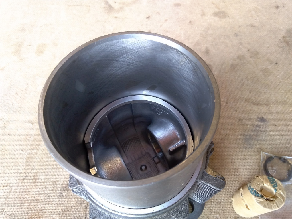 O&K 1484444 - - Поршень/ Кольцо/ Втулка для Строительной техники: фото 2 O&K 1484444 - - Поршень/ Кольцо/ Втулка для Строительной техники: фото 2