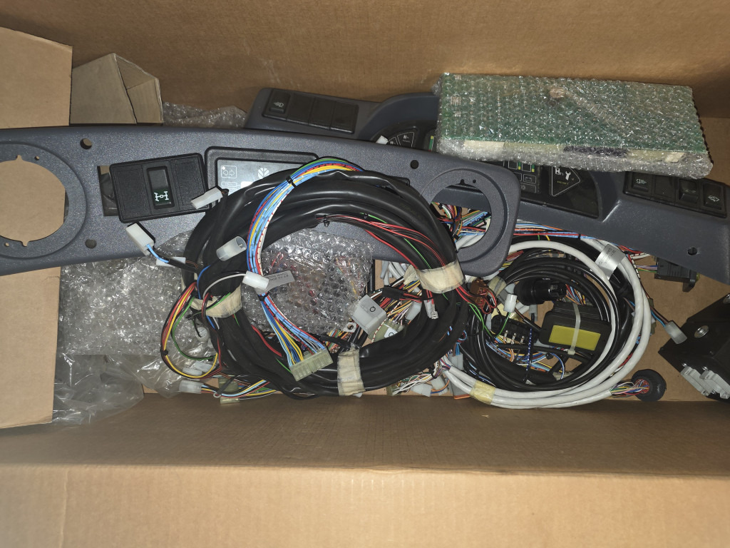 New Holland 85805689 - Запчасти для Сельскохозяйственной техники: фото 1 New Holland 85805689 - Запчасти для Сельскохозяйственной техники: фото 1