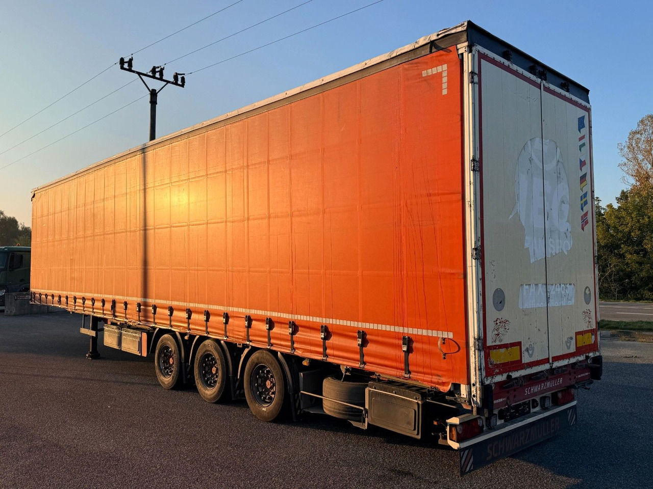 Schwarzmüller S 1 / J - Тентованный полуприцеп: фото 5 Schwarzmüller S 1 / J - Тентованный полуприцеп: фото 5