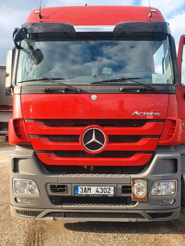 Mercedes-Benz Actros 1844 - Тягач: фото 1 Mercedes-Benz Actros 1844 - Тягач: фото 1