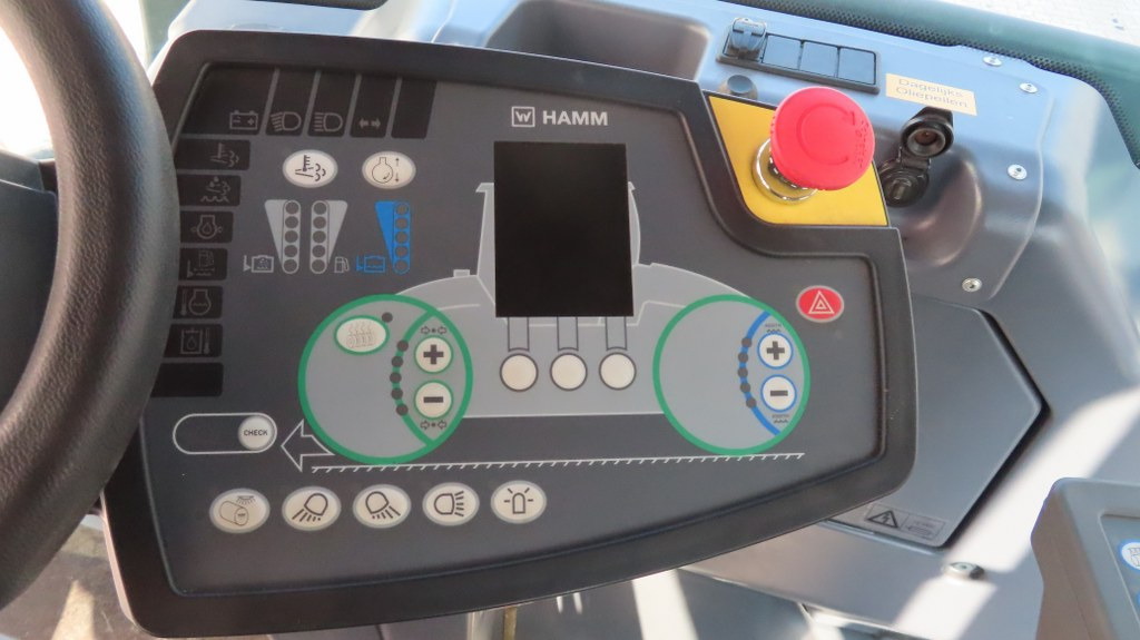 Пневмоколесный каток Hamm HP180 i: фото 12 Пневмоколесный каток Hamm HP180 i: фото 12