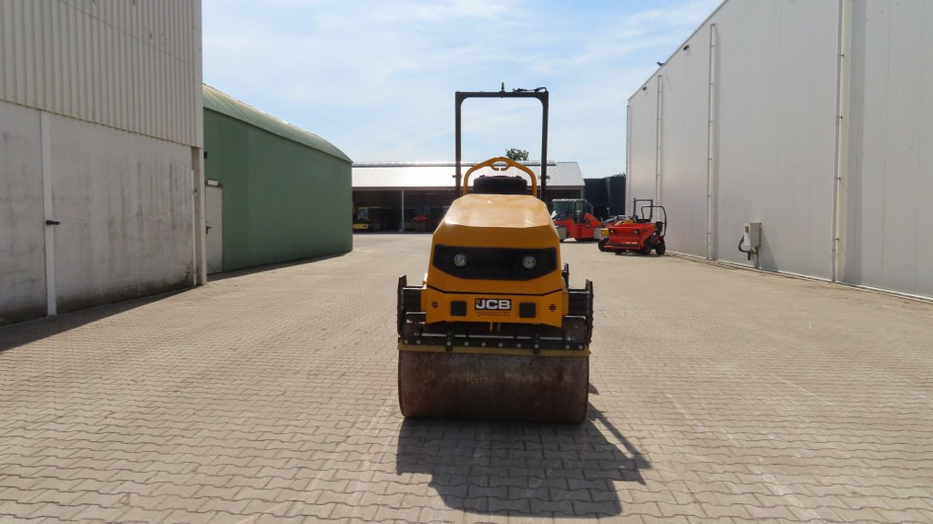 Дорожный каток JCB CT260-120: фото 7
