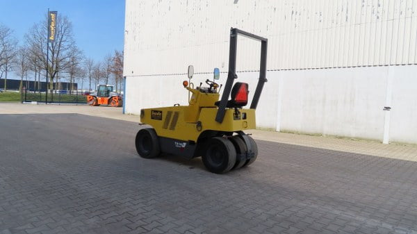 Sakai TS 160 - Пневмоколесный каток: фото 4 Sakai TS 160 - Пневмоколесный каток: фото 4