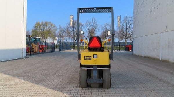 Sakai TS 160 - Пневмоколесный каток: фото 3 Sakai TS 160 - Пневмоколесный каток: фото 3