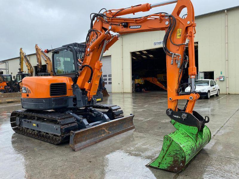 Doosan DX 85 R - Гусеничный экскаватор: фото 2 Doosan DX 85 R - Гусеничный экскаватор: фото 2