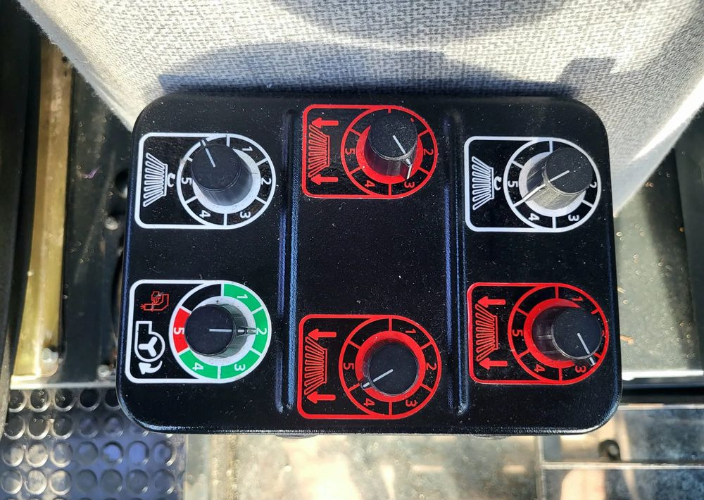 Мусоровоз Schmidt COMPACT 400: фото 16 Мусоровоз Schmidt COMPACT 400: фото 16