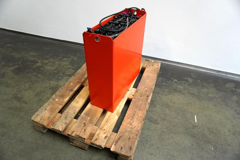 GRUMA 24 Volt 2 PzS 250 Ah - Аккумулятор для Погрузочно-разгрузочной техники: фото 2 GRUMA 24 Volt 2 PzS 250 Ah - Аккумулятор для Погрузочно-разгрузочной техники: фото 2