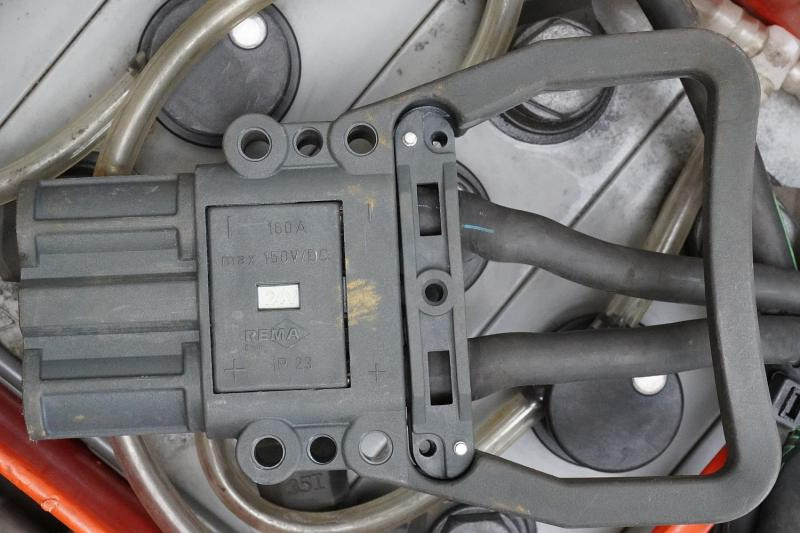 GRUMA 24 Volt 3 PzS 375 Ah - Аккумулятор: фото 4 GRUMA 24 Volt 3 PzS 375 Ah - Аккумулятор: фото 4
