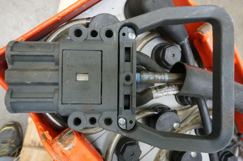 GRUMA 24 Volt 3 PzS 375 Ah - Аккумулятор: фото 4 GRUMA 24 Volt 3 PzS 375 Ah - Аккумулятор: фото 4