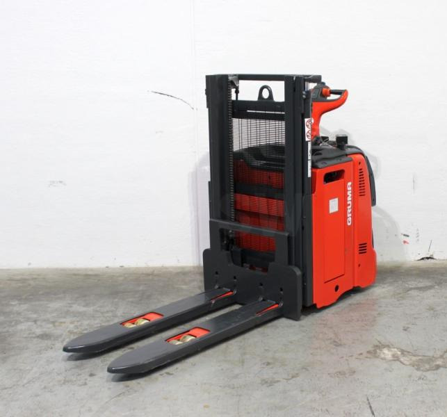 Linde L 12 AP 133 - Штабелер: фото 3 Linde L 12 AP 133 - Штабелер: фото 3