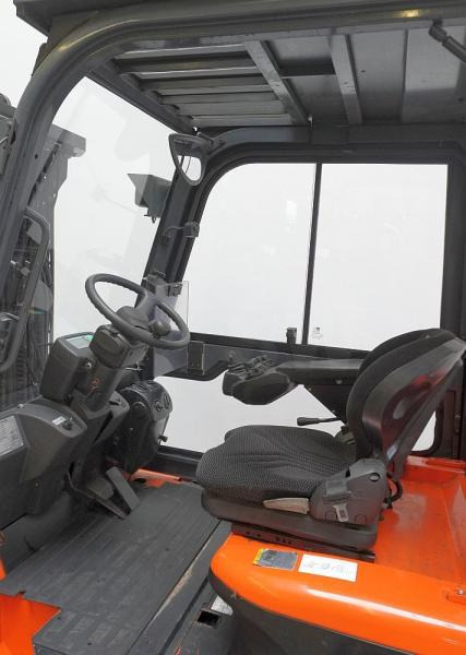 Toyota 7FBMF25 - Электропогрузчик: фото 3 Toyota 7FBMF25 - Электропогрузчик: фото 3