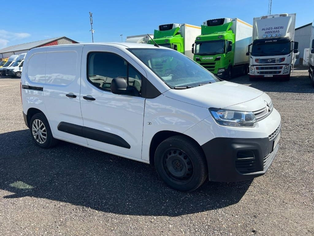 Citroën Berlingo serie 5445 - Легковой фургон: фото 2 Citroën Berlingo serie 5445 - Легковой фургон: фото 2