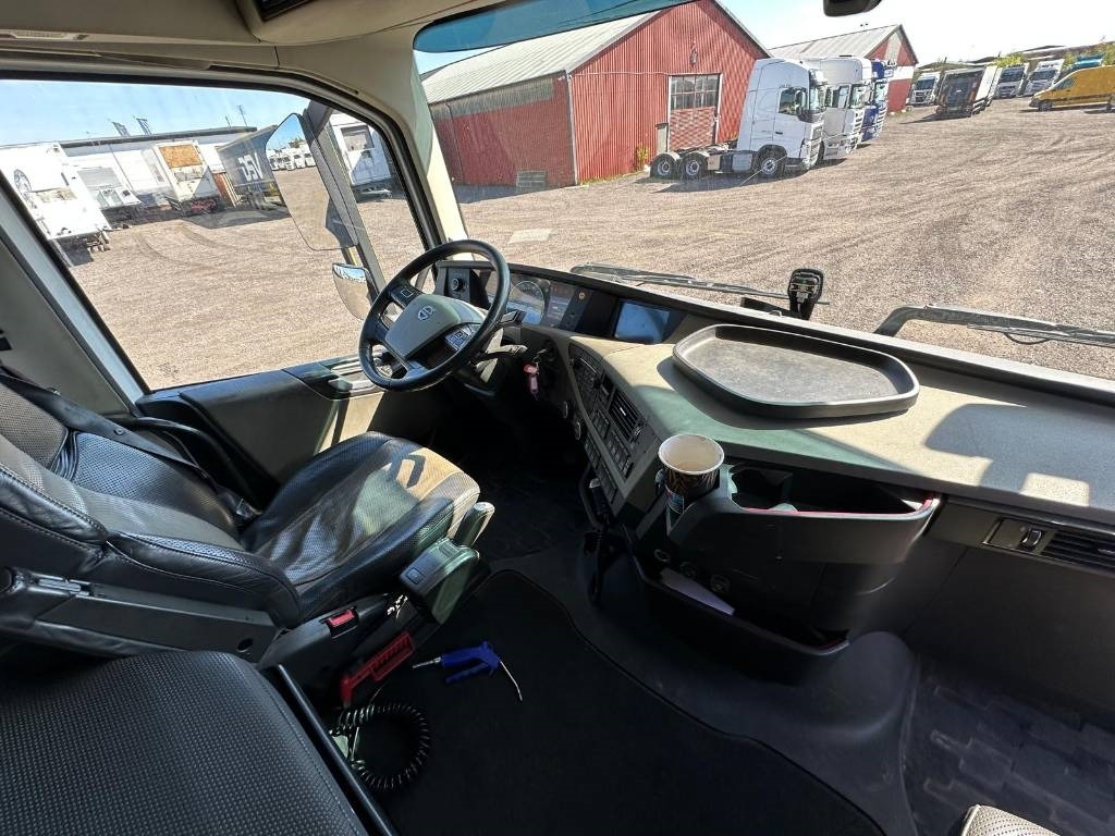 Volvo FH 6*2 serie 1167 - Грузовик с закрытым кузовом: фото 5 Volvo FH 6*2 serie 1167 - Грузовик с закрытым кузовом: фото 5