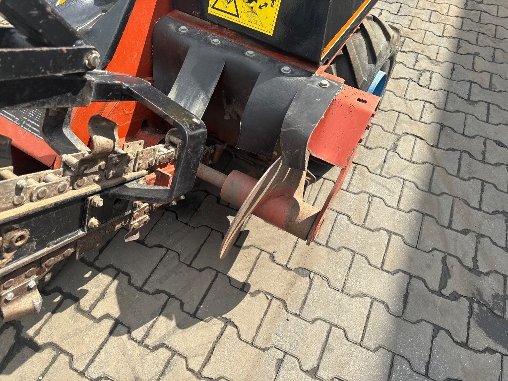 Ditch Witch 1820 - Траншеекопатель: фото 5 Ditch Witch 1820 - Траншеекопатель: фото 5