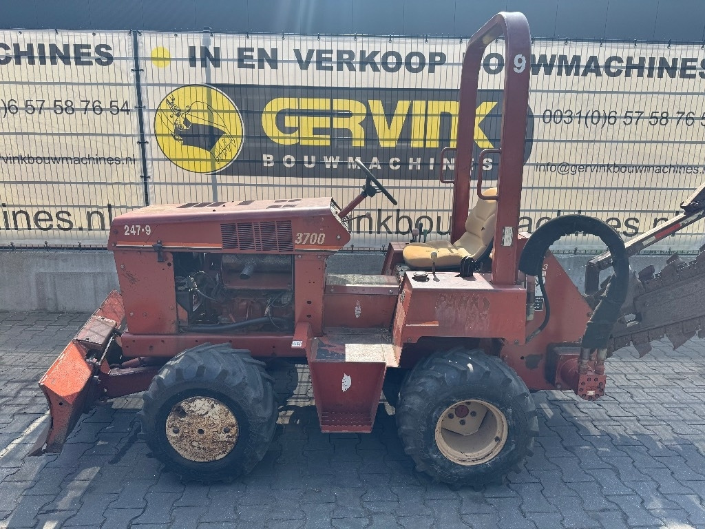 Ditch Witch 3700 DD - Траншеекопатель: фото 3 Ditch Witch 3700 DD - Траншеекопатель: фото 3