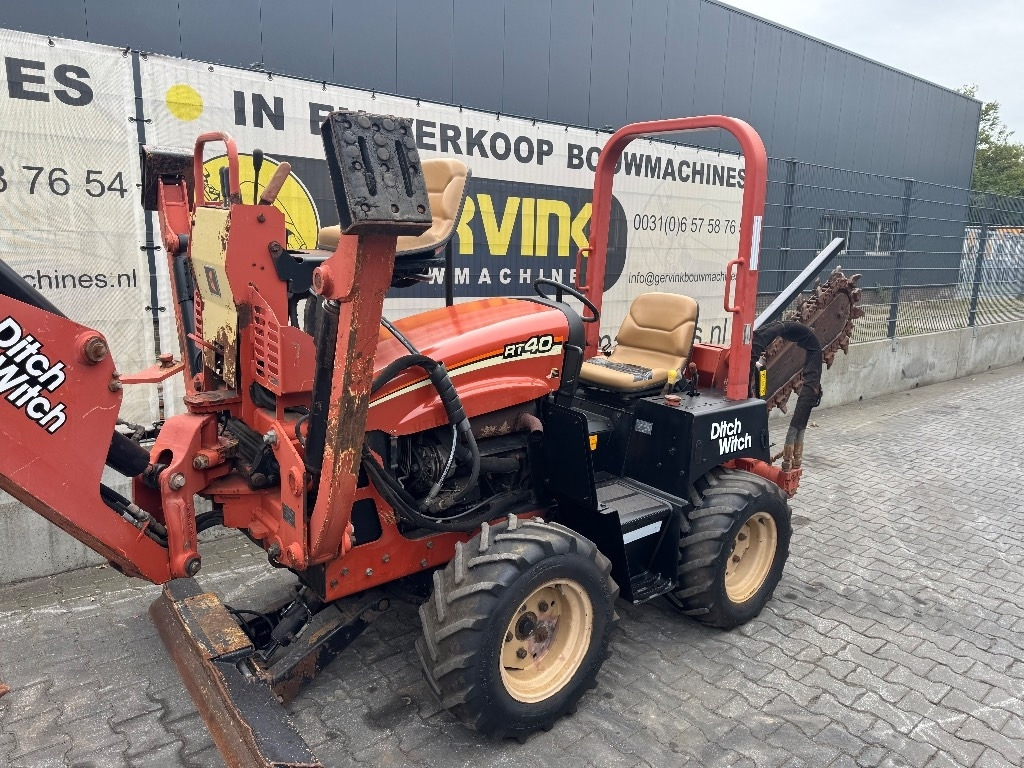 Ditch Witch RT 40  - Траншеекопатель: фото 3 Ditch Witch RT 40  - Траншеекопатель: фото 3