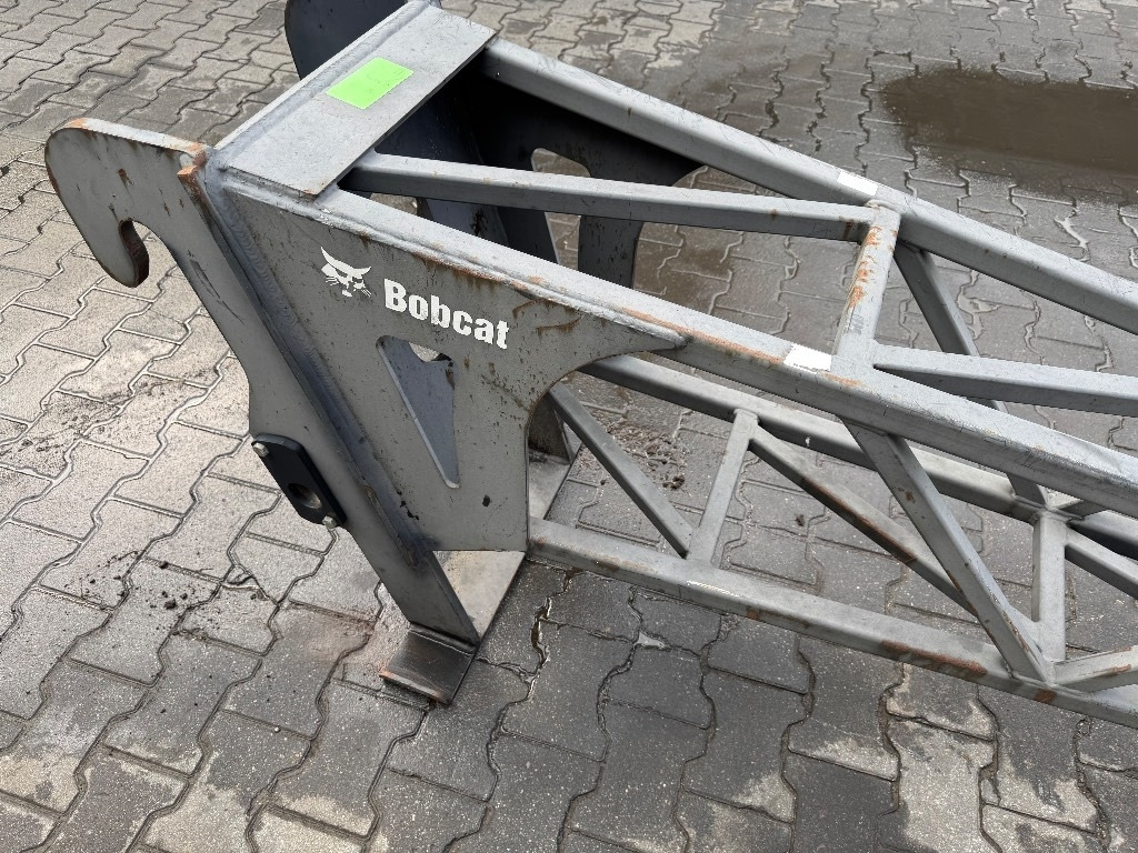 Bobcat Bud 4483 - Навесное оборудование для Строительной техники: фото 4 Bobcat Bud 4483 - Навесное оборудование для Строительной техники: фото 4
