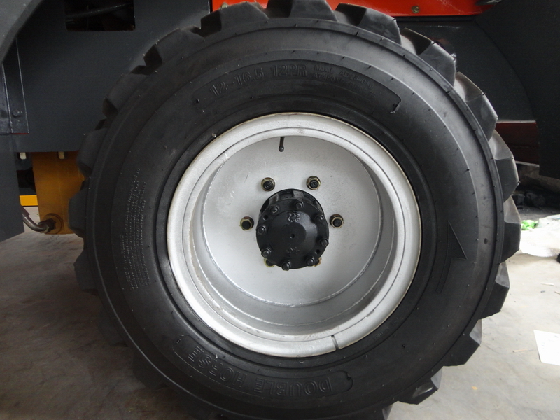 QINGDAO PROMISING China Wheel Loader Tire 12-16.5-12PR - Шина для Колёсных погрузчиков: фото 2 QINGDAO PROMISING China Wheel Loader Tire 12-16.5-12PR - Шина для Колёсных погрузчиков: фото 2