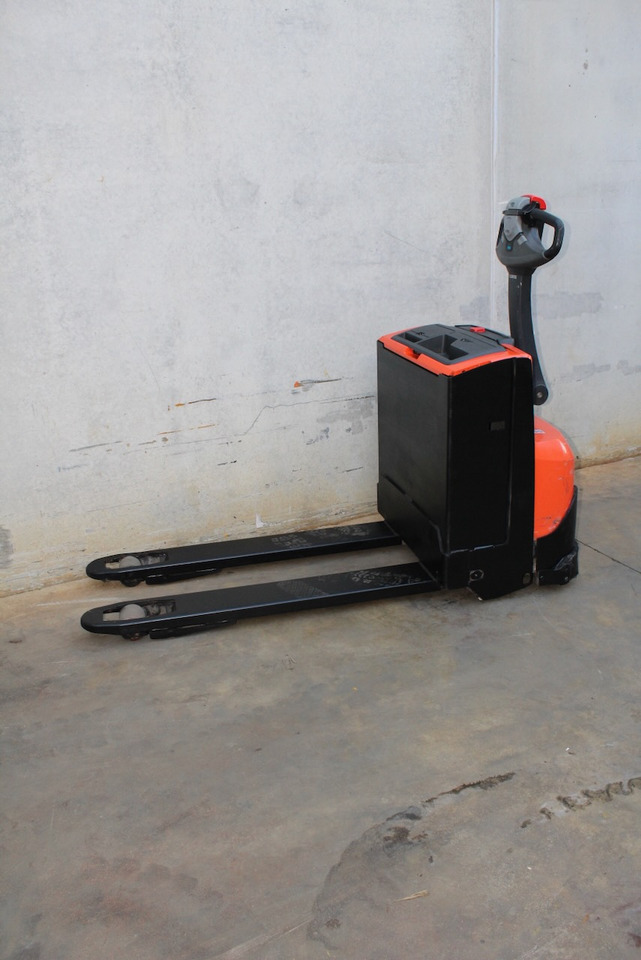 BT LWE 160 - Тележка: фото 2 BT LWE 160 - Тележка: фото 2