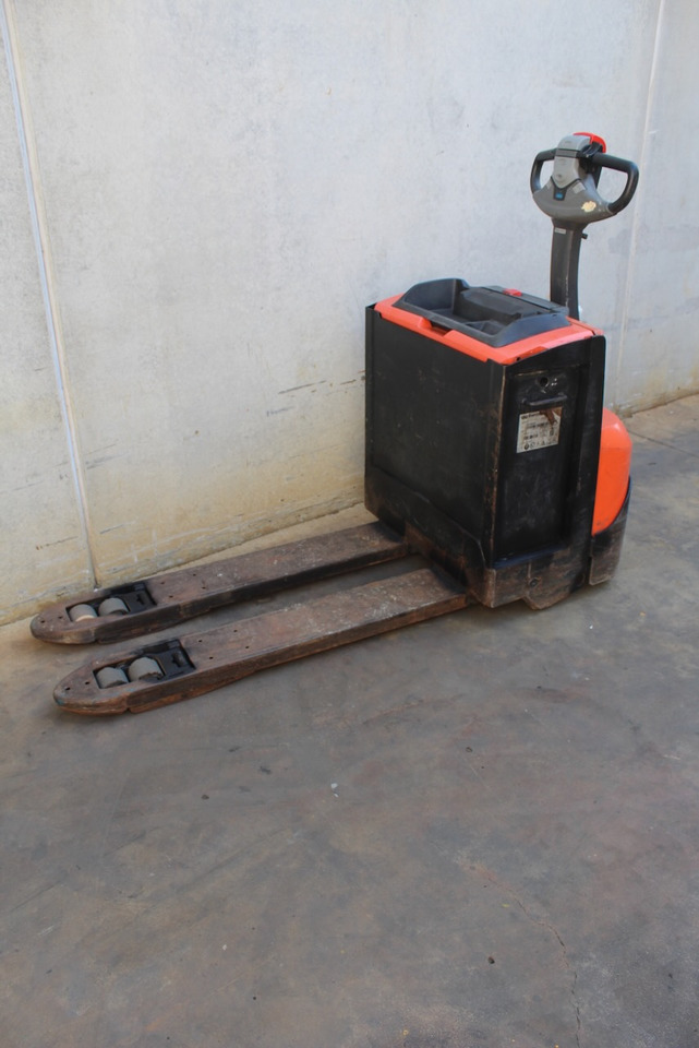 BT LWE 200 - Тележка: фото 2 BT LWE 200 - Тележка: фото 2