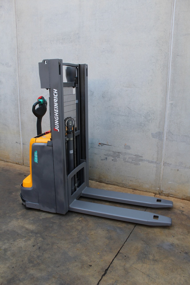 Jungheinrich EJC 110 250 ZZ - Штабелер: фото 4 Jungheinrich EJC 110 250 ZZ - Штабелер: фото 4