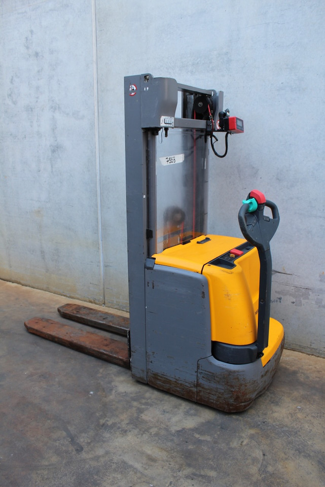 Jungheinrich EJC 214 430 DZ - Штабелер: фото 1 Jungheinrich EJC 214 430 DZ - Штабелер: фото 1