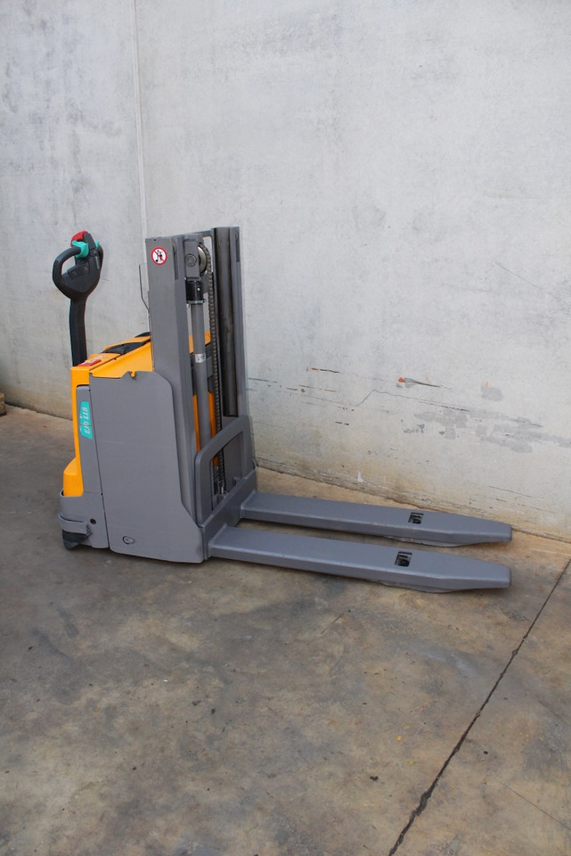 Jungheinrich EJD 118 166 ZT - Штабелер: фото 4 Jungheinrich EJD 118 166 ZT - Штабелер: фото 4