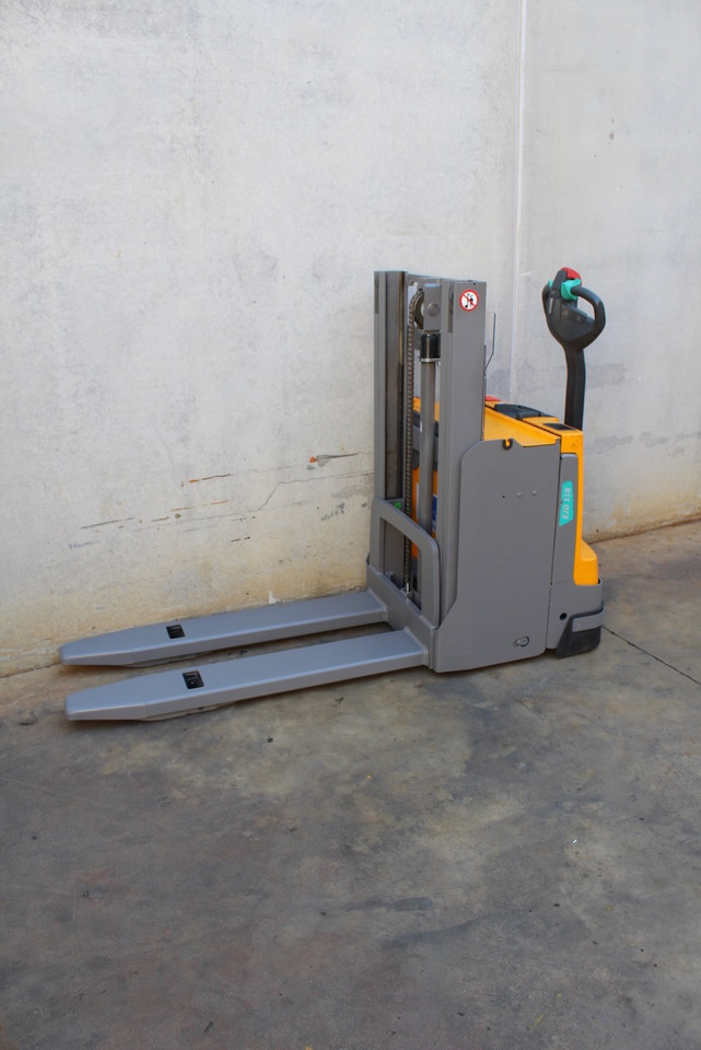 Jungheinrich EJD 118 166 ZT - Штабелер: фото 2 Jungheinrich EJD 118 166 ZT - Штабелер: фото 2