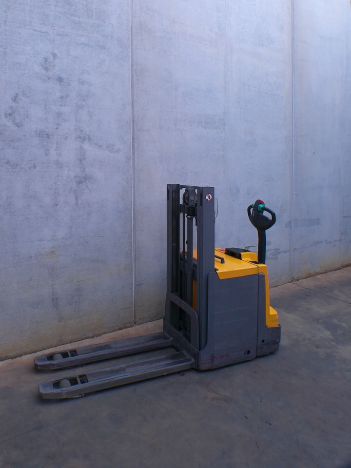 Jungheinrich EJD 220 201 ZT - Штабелер: фото 2 Jungheinrich EJD 220 201 ZT - Штабелер: фото 2